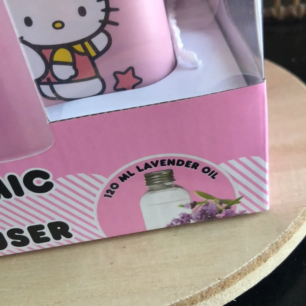 Hello Kitty Ceramic Reed Diffuser Home Decor Accent Display